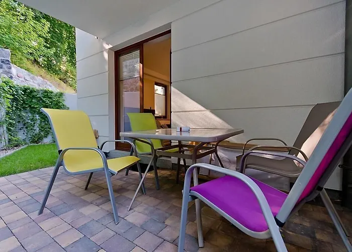 Imperial Aquarius Iii